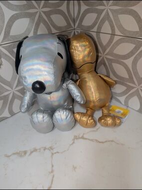 Peanuts 75th anniversary metallic plush Snoopy and woodstock gold and silver
